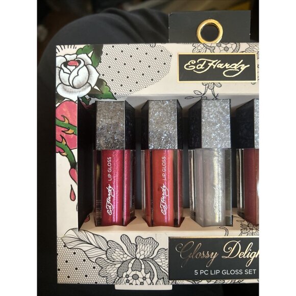 Ed Hardy Glossy Delights 5-piece lip gloss set Of 5 Skater Emo Goth Assorted New - Picture 2 of 7